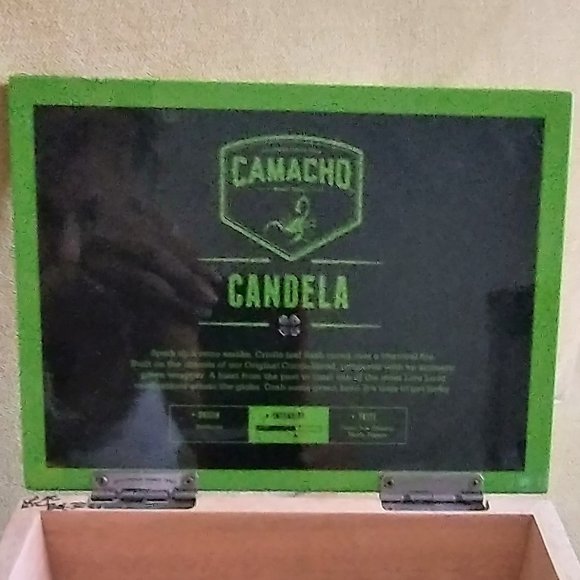 Suenos de Saundra Upcycled Rare Camacho Cigar Box Storage/ Stash Box - Picture 7 of 9
